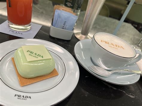 prada cafe milano